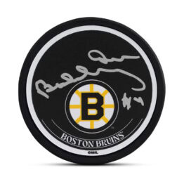 UDA Bobby Orr Autographed Boston Bruins Logo Hockey Puck